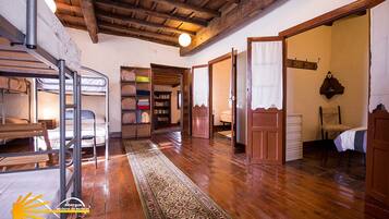 6 Schlafzimmer, kostenloses WLAN, Bettwäsche, Rollstuhlgeeignet