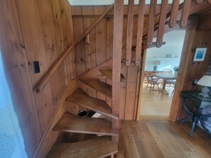 Interior - Kid-Friendly Ridgevale Beach is an easy stroll from this comfy beach house! (Chatham)