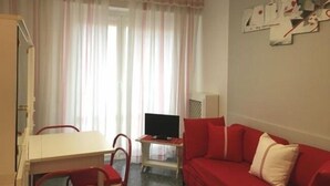 Apartment, 1 Bedroom | Living area | TV - Bijoux (Rapallo)