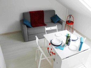 Leilighet, 1 soverom | Oppholdsområde | Flatskjerm-TV