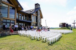 Espace mariage en plein air