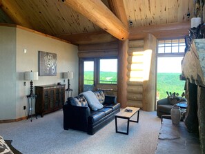 Trophy Lodge King Suite | Living area - Mont du Lac Resort (Superior)