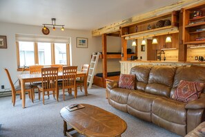 Flat-screen TV, fireplace
