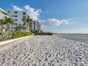 Beach - Fairway Getaway (Fort Myers Beach)