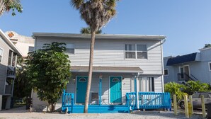 Front of property - Fairway Getaway (Fort Myers Beach)