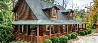 5BR, 5.5BA log cabin