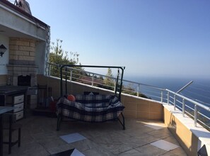 Villa | Terrace/patio