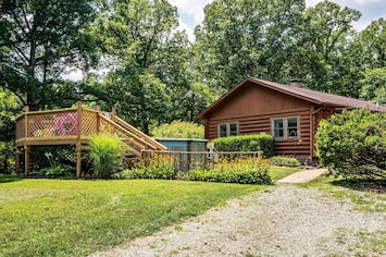 Image of 3BR, 2BA log cabin