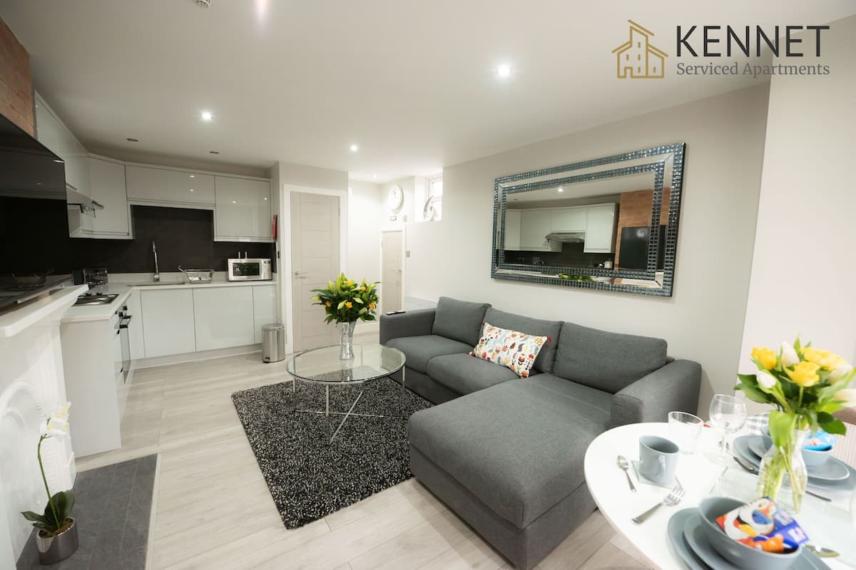 Superior Apartment, Private Bathroom | Lounge