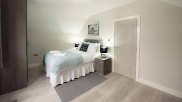 Deluxe Penthouse, Private Bathroom | 1 bedroom
