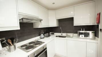 Apartamento superior, baño privado | Cocina privada