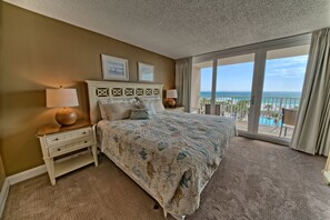 2 bedrooms, iron/ironing board, free WiFi, bed sheets - Oceanfront Dunes B406 + Free Seasonal Beach Loungers (Panama City)