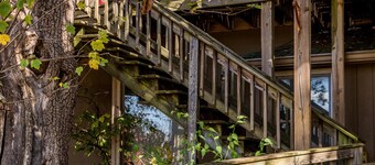 Charming Retreat | Hot Tub, Views & Near Nashville