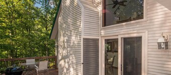 Chanterelle Chalet Cabin