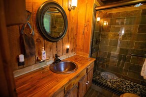 Towels - Covered Bridge Cabin | Hot Tub, Fireplace & Near Nashville 2BR, 2.5BA (Nashville)
