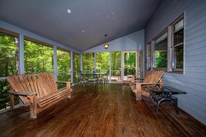Interior - Secluded Hilltop Cabin | Hot Tub, Pool Table & Near Nashville 3BR, 3BA (Nashville)