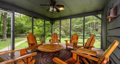 85-Acre Family Cabin | Sleeps 12, Hot Tub & Near Nashville 4BR, 2 BA