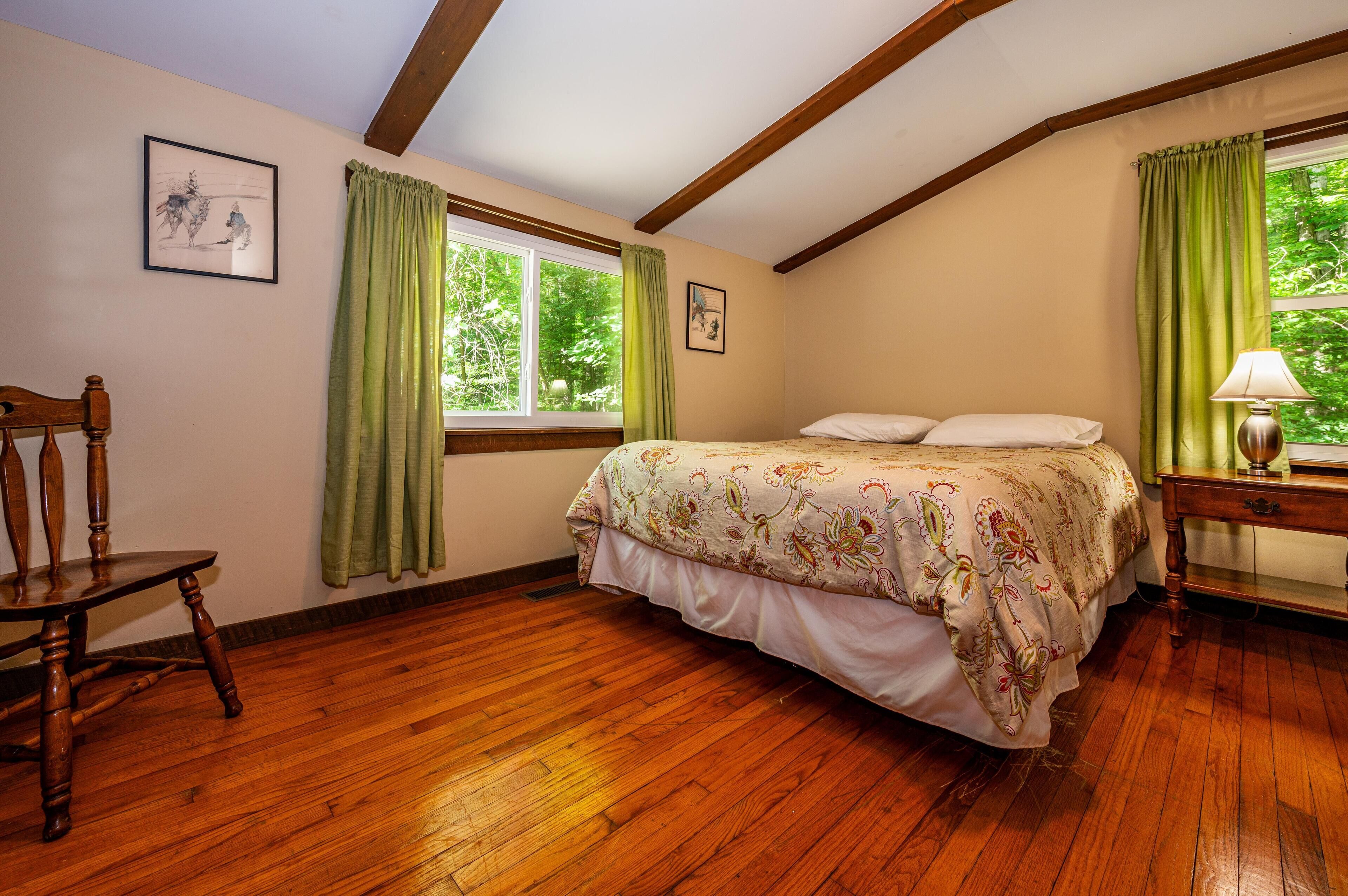 4 bedrooms, iron/ironing board, travel crib, WiFi