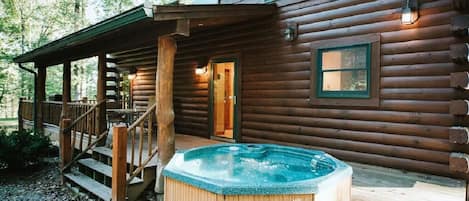 Bain à remous extérieur