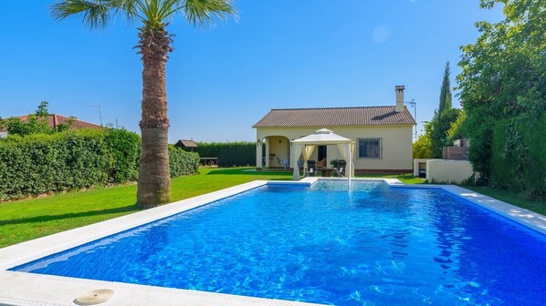 Pool - Noa de Marchena by Ruralidays (Seville)