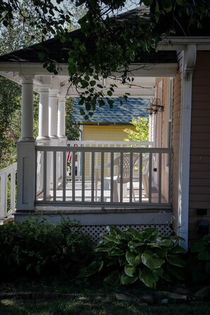 المنطقة المحيطة بالمنشأة