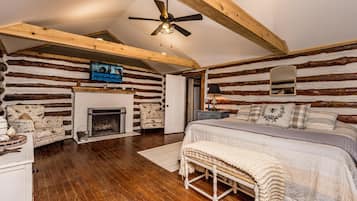 3 bedrooms, bed sheets