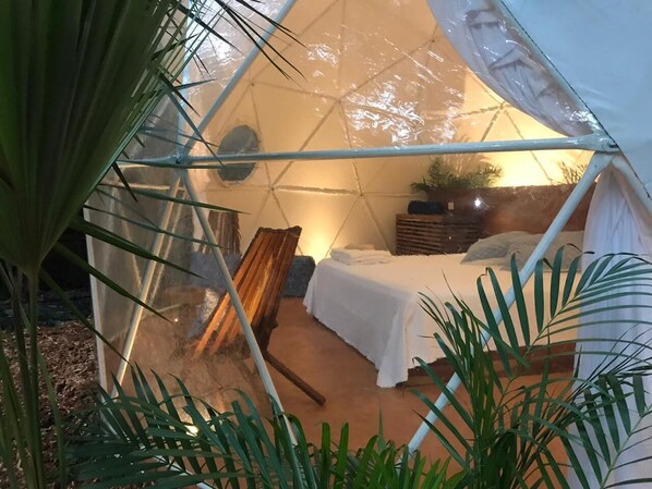 1 bedroom, minibar, individually furnished, desk