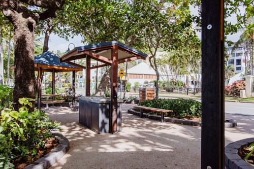 Unique Ocean-front Igloo at Trinity Beach sleeps 2