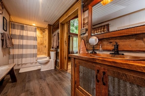 Hair dryer, towels - Log Cabin w/ Pond, Hot Tub & Game Room | Pet-Friendly 3BR, 2 BA (Nashville)