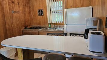 Fridge, stovetop, coffee/tea maker, toaster