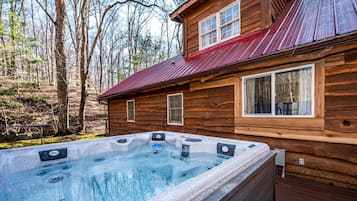 Bain à remous extérieur