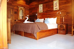 Room - Pemedal Beach Resort (Lembongan Island)