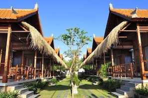 Exterior - Pemedal Beach Resort (Lembongan Island)