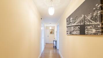 Deluxe Apartment, Private Bathroom, City View (2 bedroom Penthouse) | Lobby