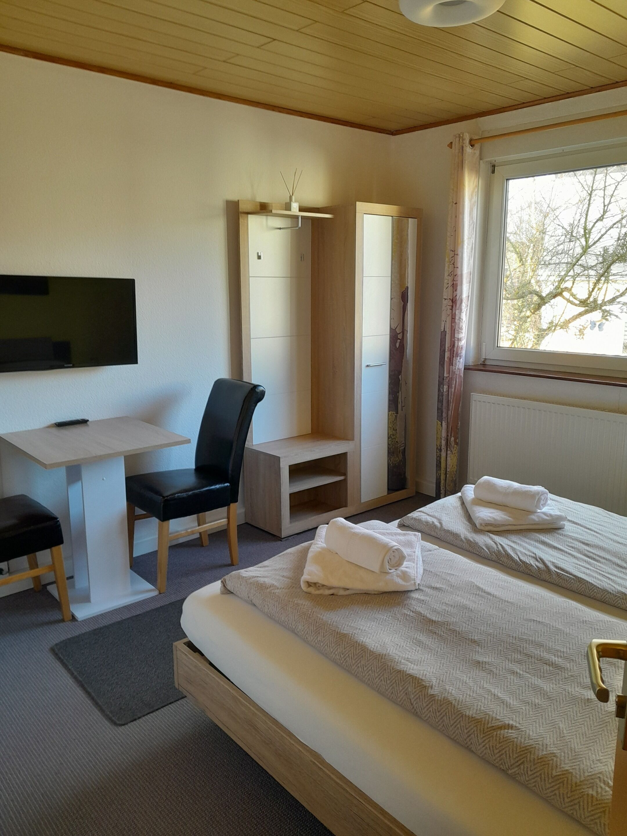 Standard Double Room, Shared Bathroom