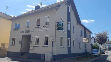 Standard Double Room, Shared Bathroom | Floor plan