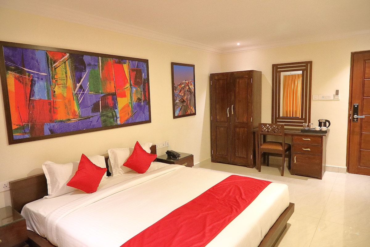 Deluxe Triple Room | Individually decorated, individually furnished, desk, free WiFi