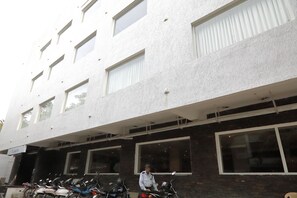 Exterior - Celebrity Inn (Chennai)