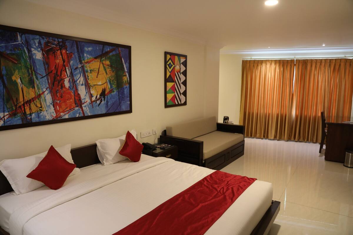 Family Quadruple Room | Individually decorated, individually furnished, desk, free WiFi