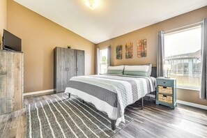 4 bedrooms, travel cot, Internet, bed sheets - 15 Mi to Disney: Home w/ Pool & Lanai in Davenport (Davenport)