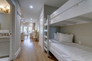 1 Schlafzimmer, Zimmersafe, Bügeleisen/Bügelbrett, kostenloses WLAN
