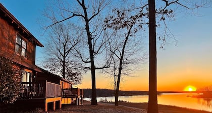 Crown Point Resort
