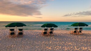 Private beach nearby - Soothing Spa Haven | Luxe Seaside Escape for 8 (Destin)