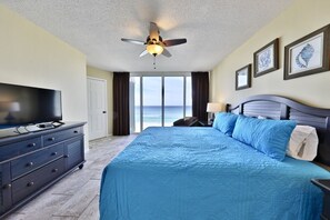 2 chambres, fer et planche à repasser, accès Internet, draps fournis