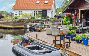 Property grounds - 1 bedroom beautiful home in Skjoldastraumen (Skjoldastraumen)