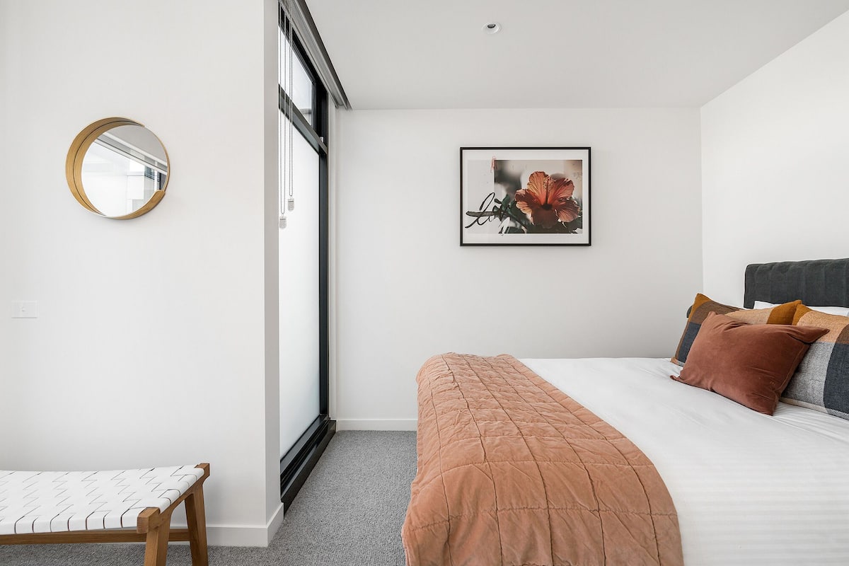Exclusive Apartment 203 | Iron/ironing board, WiFi (free), individually decorated