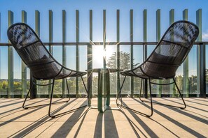 Exclusive Apartment 203 | Terrace/patio - BOUTIQUE STAYS - Axel Apartments (Glen Iris)