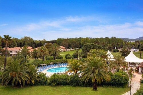 Appart Près de la Plage | Piscine Extérieure