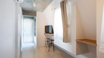 Habitación triple de diseño (Cabin, 501) | Tabla de planchar con plancha, wifi gratis, ropa de cama