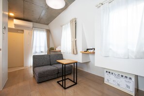 Family Non-smoking (4F) | Living area | Flat-screen TV - Laffitte Tokyo WEST (Tokyo)